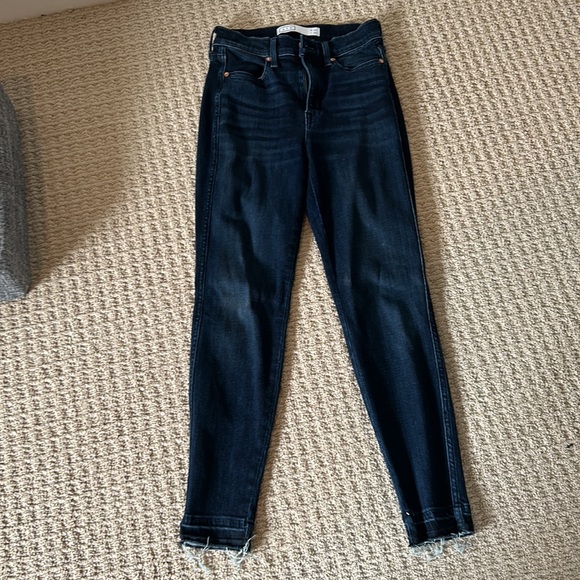 AYR the riser - Picture 2 of 6